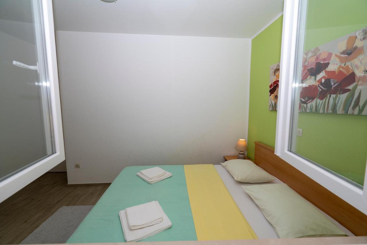 Seaview & Balcony Apartment Petra Jadrija Exterior photo